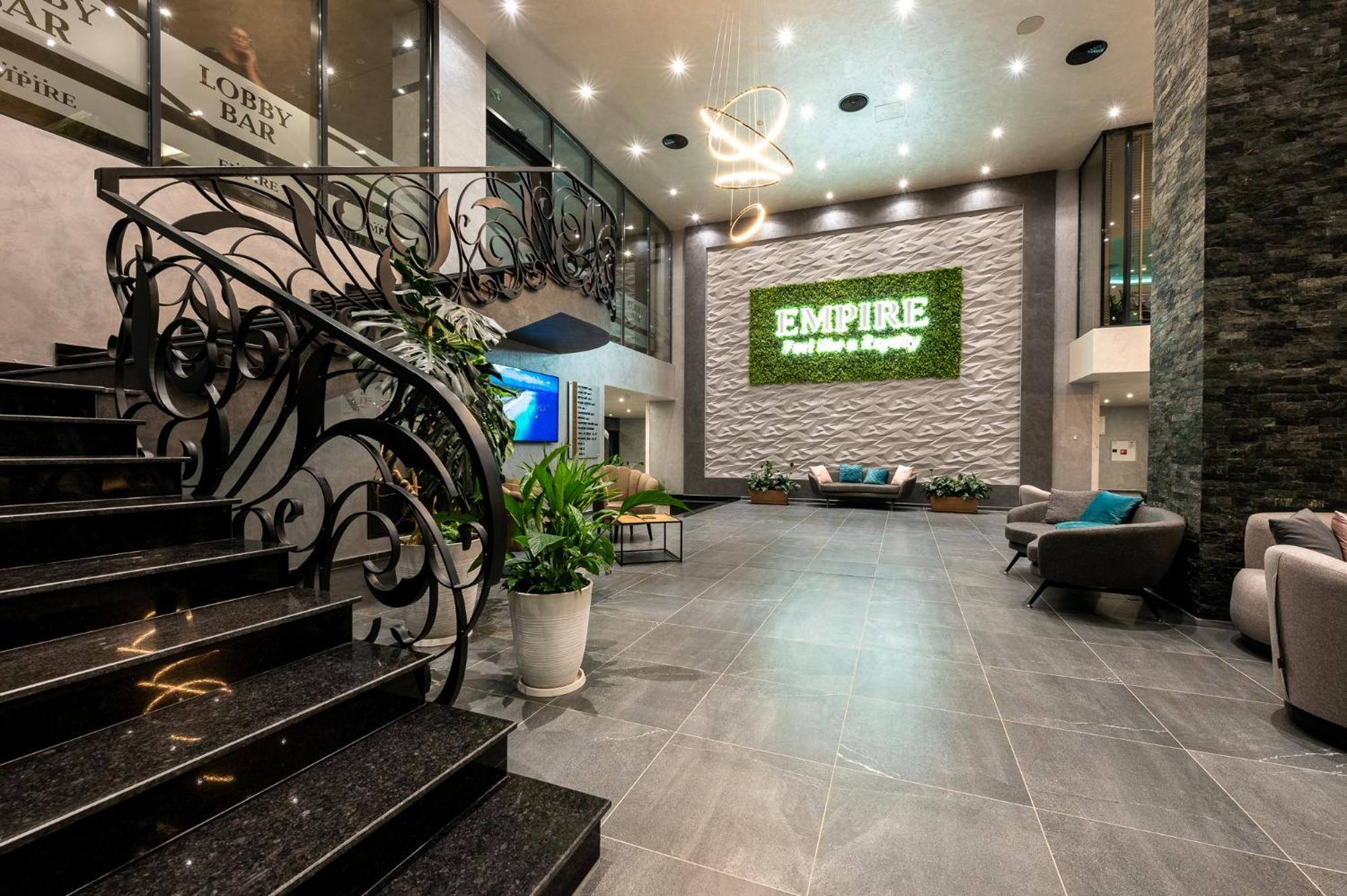 Empire Balneo & Spa Hotel Hisarya Exterior photo